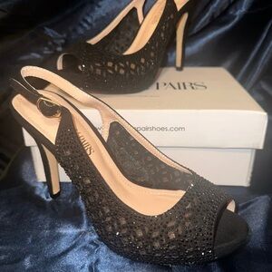 Dream Pairs Black Sparkling Slingback Heels
